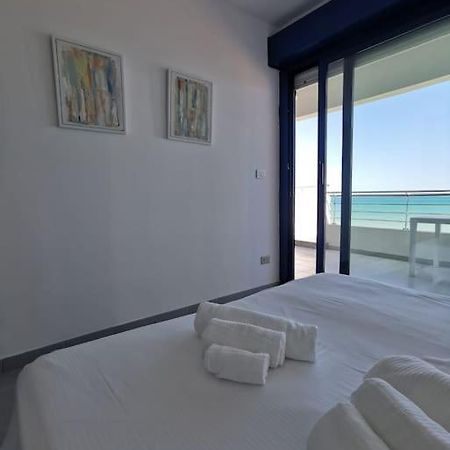 Appartamento Sul Mare 泰尔莫利 外观 照片