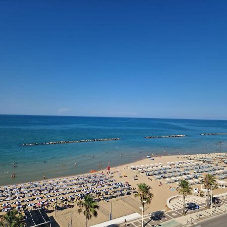 Appartamento Sul Mare 泰尔莫利 外观 照片